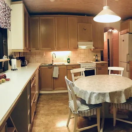 3 Bedrooms! House Close To Santa Village And Park * Rovaniemi