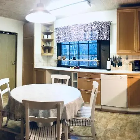 3 Bedrooms! House Close To Santa Village And Park Prázdninový dům