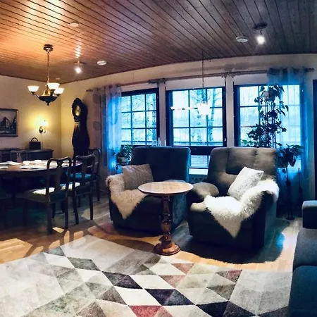 Hébergement de vacances 3 Bedrooms! House Close To Santa Village And Park Rovaniemi